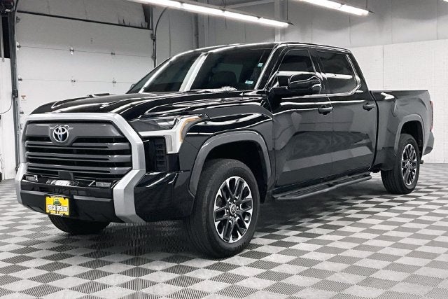 2022 Toyota Tundra Hybrid Limited 4X4-Navigation-Adaptive Cruise Control