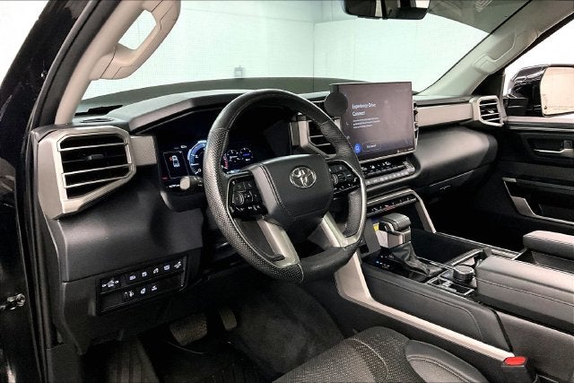 2022 Toyota Tundra Hybrid Limited 4X4-Navigation-Adaptive Cruise Control