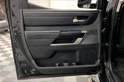 2022 Toyota Tundra Hybrid Limited 4X4-Navigation-Adaptive Cruise Control