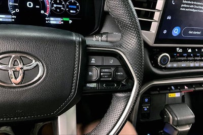2022 Toyota Tundra Hybrid Limited 4X4-Navigation-Adaptive Cruise Control