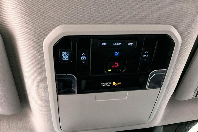 2022 Toyota Tundra Hybrid Limited 4X4-Navigation-Adaptive Cruise Control