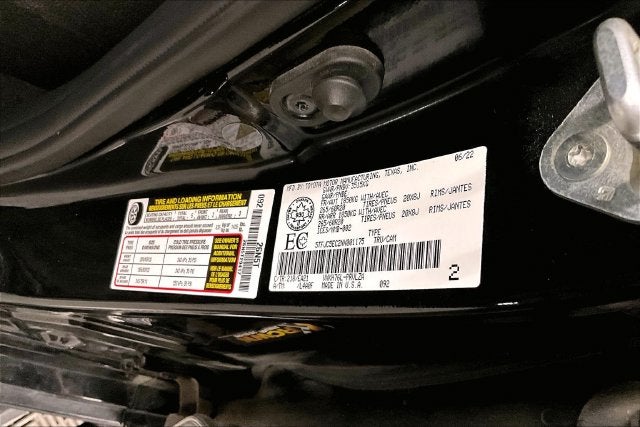 2022 Toyota Tundra Hybrid Limited 4X4-Navigation-Adaptive Cruise Control