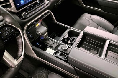 2023 Toyota Tundra Hybrid Limited 4x4-Pano Roof-Adaptive Cruise-Htd/Cooled Seats