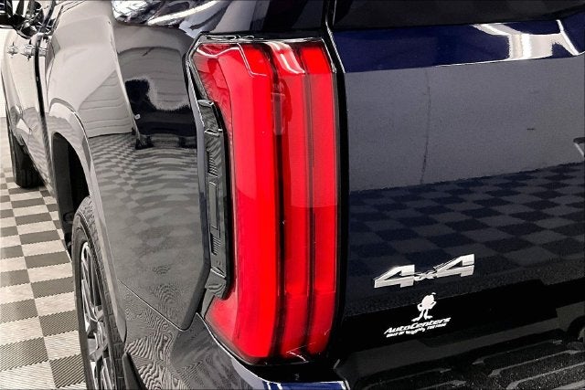 2023 Toyota Tundra Hybrid Limited 4x4-Pano Roof-Adaptive Cruise-Htd/Cooled Seats