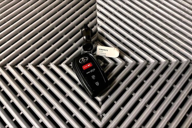 2025 Toyota Tundra SR