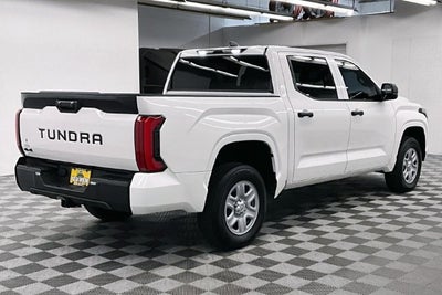 2025 Toyota Tundra SR 4x4-Adaptive Cruise-Apple CarPlay/Android Auto