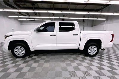 2025 Toyota Tundra SR 4x4-Adaptive Cruise-Apple CarPlay/Android Auto
