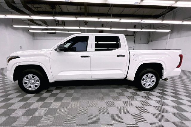 2025 Toyota Tundra SR 4x4-Adaptive Cruise-Apple CarPlay/Android Auto