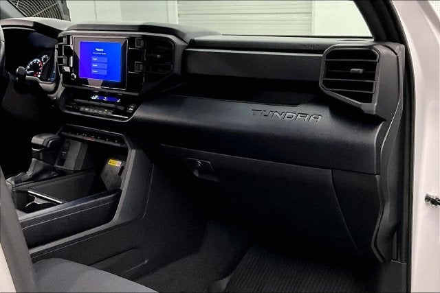 2025 Toyota Tundra SR 4x4-Adaptive Cruise-Apple CarPlay/Android Auto