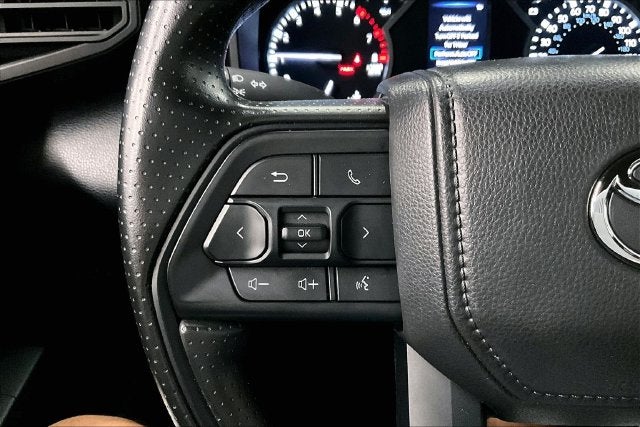 2025 Toyota Tundra SR 4x4-Adaptive Cruise-Apple CarPlay/Android Auto