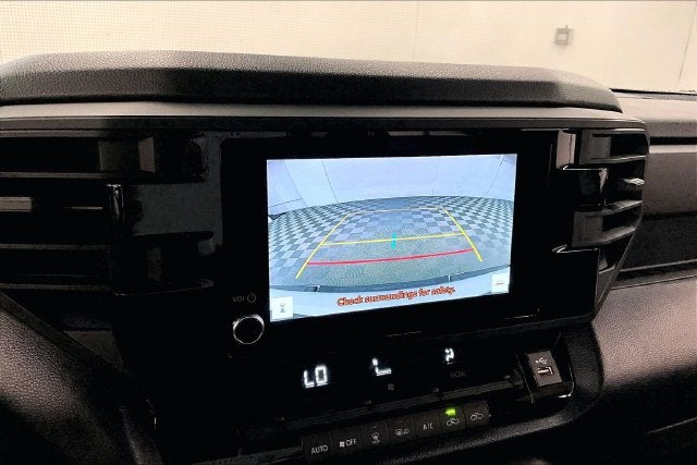 2025 Toyota Tundra SR 4x4-Adaptive Cruise-Apple CarPlay/Android Auto