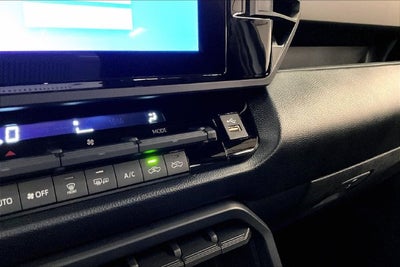 2025 Toyota Tundra SR 4x4-Adaptive Cruise-Apple CarPlay/Android Auto