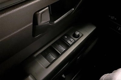 2025 Toyota Tundra SR 4x4-Adaptive Cruise-Apple CarPlay/Android Auto