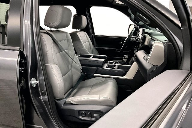 2025 Toyota Tundra SR5 4X4-Heated Seats