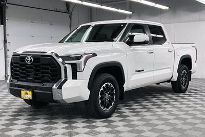 2024 Toyota Tundra SR5 4x4-Adaptive Cruise-Htd Seats-Blind Spot Monitor
