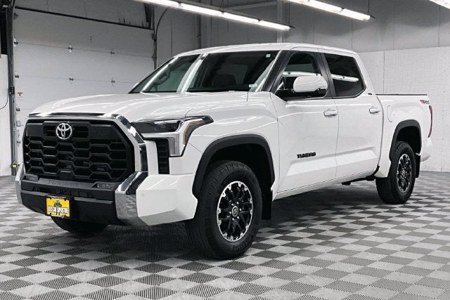 2024 Toyota Tundra SR5 4x4-Adaptive Cruise-Htd Seats-Blind Spot Monitor