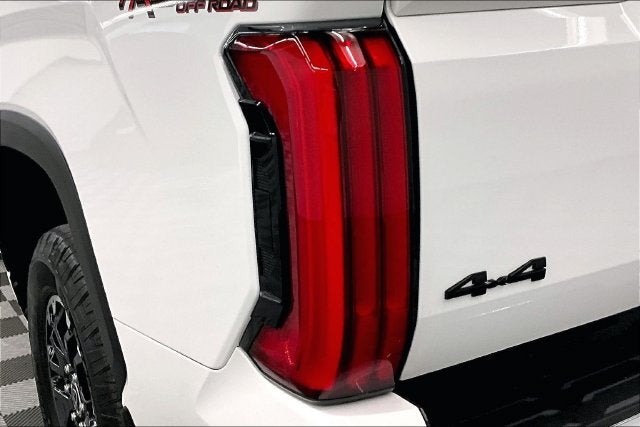 2024 Toyota Tundra SR5 4x4-Adaptive Cruise-Htd Seats-Blind Spot Monitor