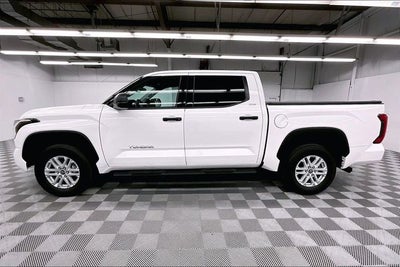 2023 Toyota Tundra SR5 4x4 - Adaptive Cruise - Apple CarPlay/Android Auto