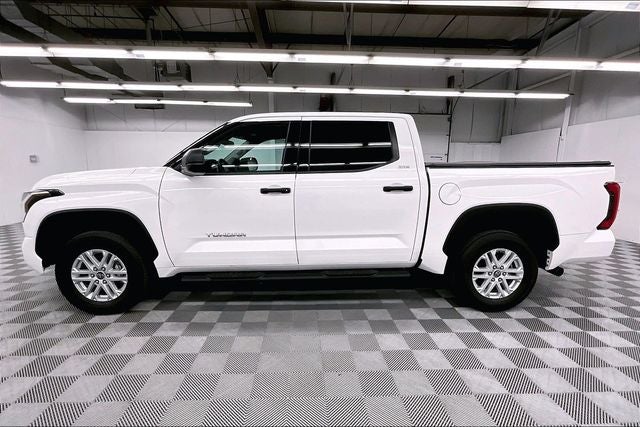2023 Toyota Tundra SR5 4x4 - Adaptive Cruise - Apple CarPlay/Android Auto