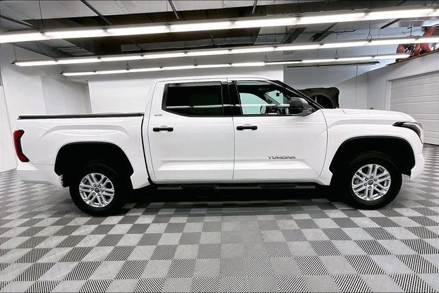 2023 Toyota Tundra SR5 4x4 - Adaptive Cruise - Apple CarPlay/Android Auto