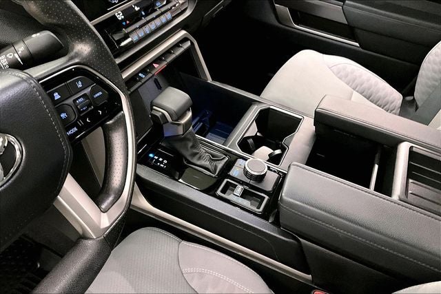 2023 Toyota Tundra SR5 4x4 - Adaptive Cruise - Apple CarPlay/Android Auto