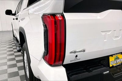 2023 Toyota Tundra SR5 4x4 - Adaptive Cruise - Apple CarPlay/Android Auto