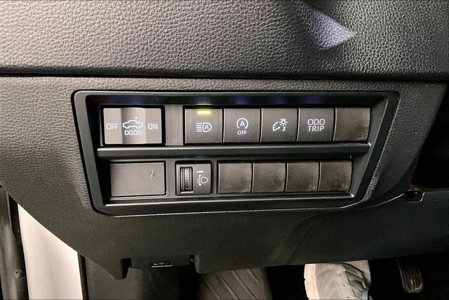 2023 Toyota Tundra SR5 4x4 - Adaptive Cruise - Apple CarPlay/Android Auto