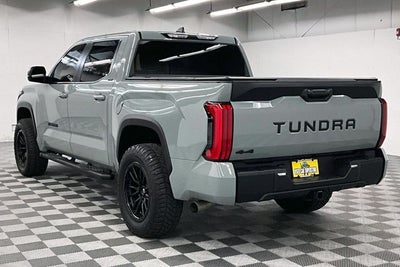 2025 Toyota Tundra SR5 4x4 - Adaptive Cruise - Htd Seats - 20'' Wheels