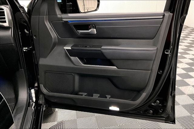 2024 Toyota Tundra Platinum 4x4 - Pano Roof - Htd/Cooled Leather - 20'' Wheels
