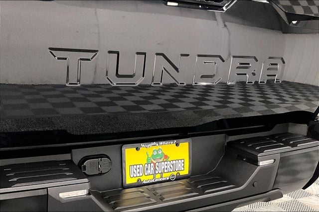2024 Toyota Tundra Platinum 4x4 - Pano Roof - Htd/Cooled Leather - 20'' Wheels