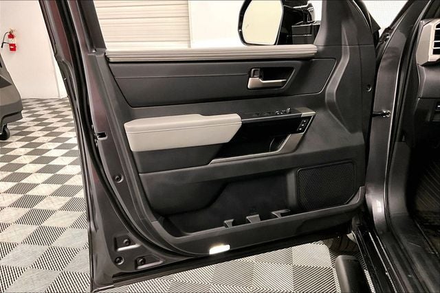 2025 Toyota Tundra Hybrid Limited 4x4 - Nightshade Pkg - Htd/Cooled Leather - 20'' W