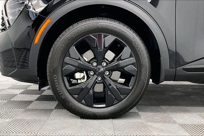 2025 Kia Sportage X-Line AWD - Premium Pkg - Pano Roof - Htd Seats