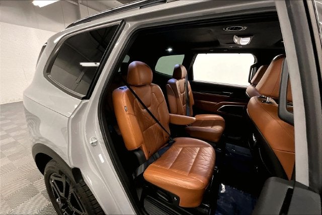 2024 Kia Telluride SX-Prestige X-Line AWD-Dual Moonroof-Adaptive Cruise-Htd/Cooled Leath