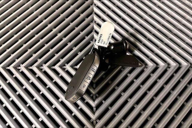 2025 Kia Telluride SX X-Line AWD - Dual Moonroof - Htd/Cooled Leather