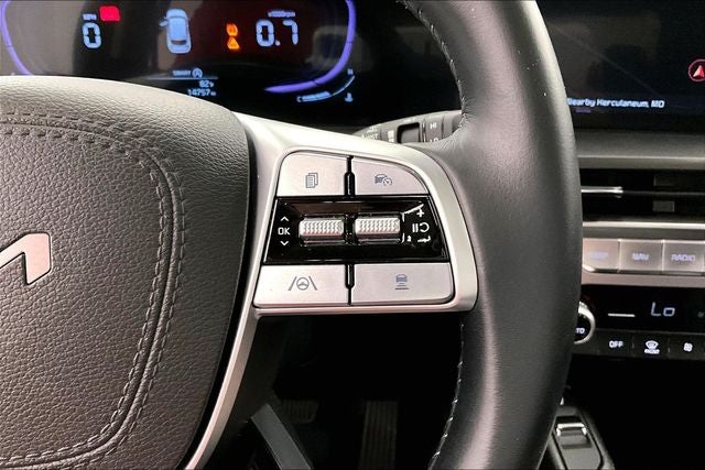 2025 Kia Telluride S Sunroof - Adaptive Cruise - Htd Seats