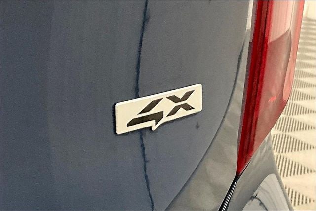 2025 Kia Telluride S AWD - Sunroof - Adaptive Cruise - Htd Seats