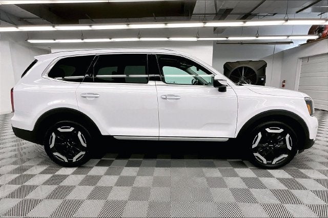 2025 Kia Telluride S AWD-Sunroof-Adaptive Cruise-Htd Seats