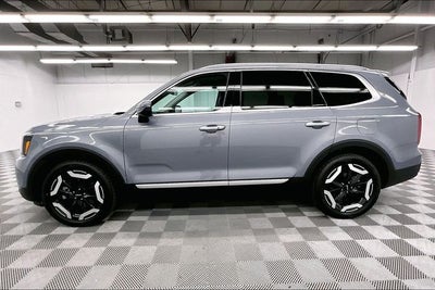 2025 Kia Telluride S AWD - Sunroof - Adaptive Cruise - Htd Seats