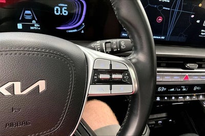 2025 Kia Telluride S AWD - Sunroof - Adaptive Cruise - Htd Seats