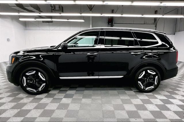 2025 Kia Telluride S AWD - Sunroof - Adaptive Cruise - Htd Seats