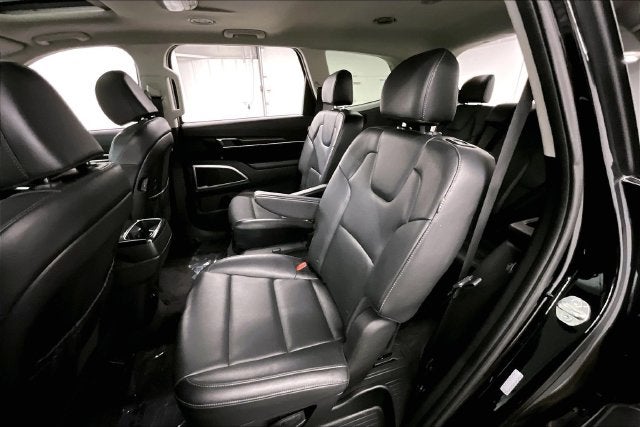 2025 Kia Telluride S AWD-Sunroof-Adaptive Cruise-Htd Seats