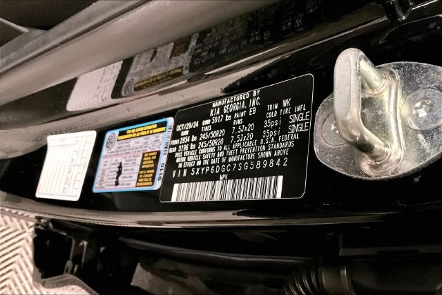 2025 Kia Telluride S AWD-Sunroof-Adaptive Cruise-Htd Seats