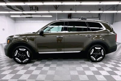 2025 Kia Telluride S AWD - Sunroof - Adaptive Cruise - Htd Seats