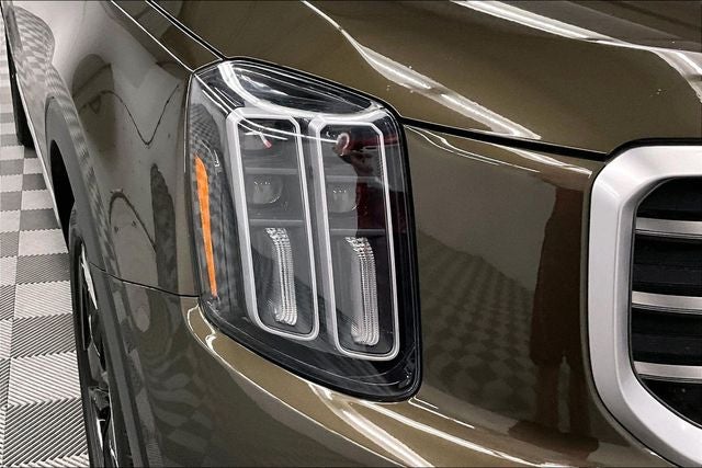 2025 Kia Telluride S AWD - Sunroof - Adaptive Cruise - Htd Seats