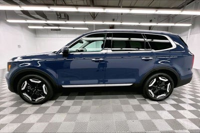 2025 Kia Telluride S AWD-Sunroof-Adaptive Cruise-Htd Seats