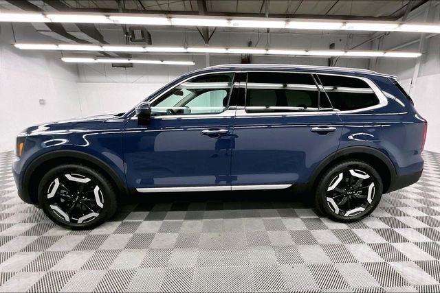 2025 Kia Telluride S AWD-Sunroof-Adaptive Cruise-Htd Seats