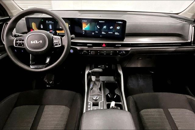 2025 Kia Sorento LX