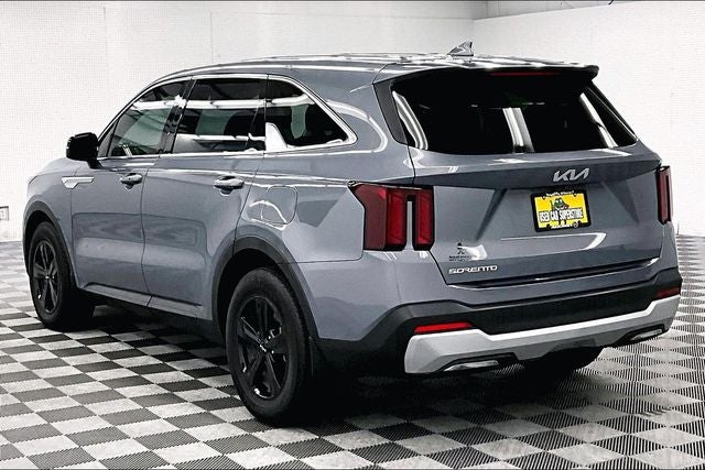 2025 Kia Sorento LX