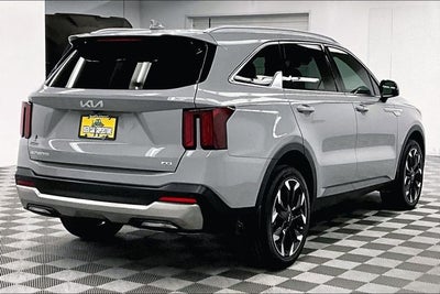 2025 Kia Sorento EX