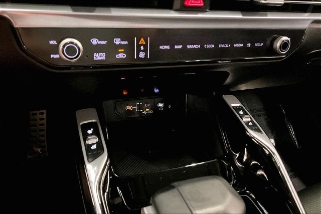 2025 Kia Sorento X-Line SX AWD-Pano Roof-Adaptive Cruise-Htd/Cooled Seats